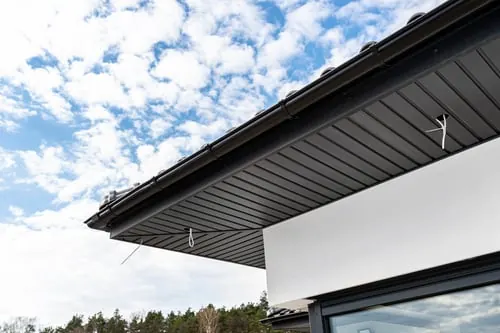 Seamless Gutters & Downspouts
